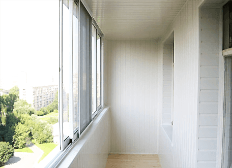 Внутренняя отделка балкона